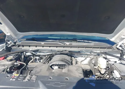 2016 Chevrolet Silverado 1500 1Lt из США, поврежденный, VIN 3GCUKREC1GG117191